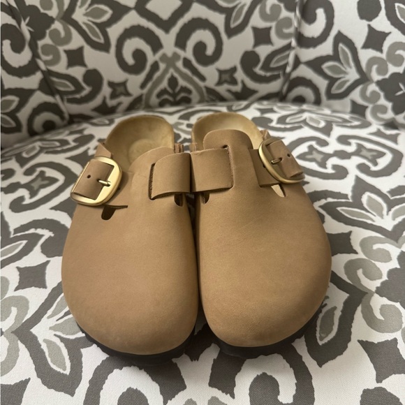 Birkenstock Boston big buckle LIKE NEW - Picture 2 of 9